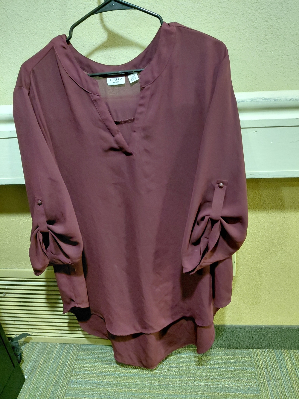 Cato Women's Mauve Plum V-Neck Roll-Tab Tunic